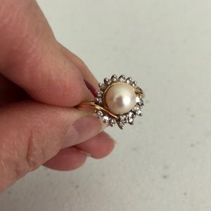 Pearl ring